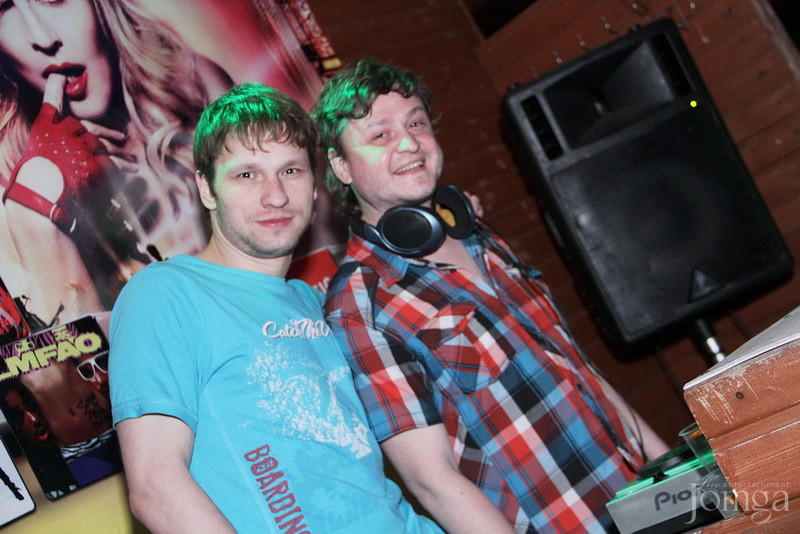 Фотография с Кира Стрельникова birthday party! в Сандали