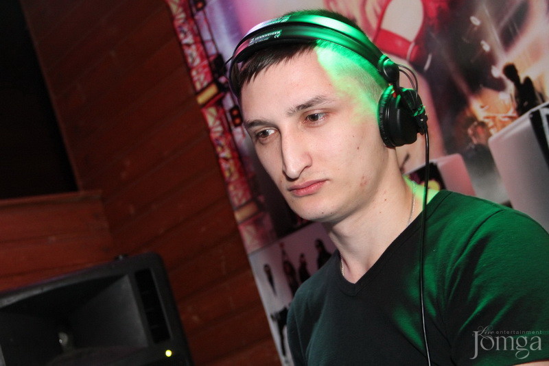 Фотография с World street (уличные танцы)! в Сандали