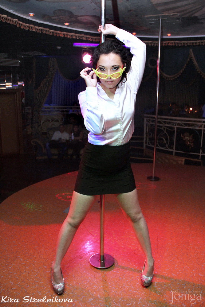 Фотография с Вечер встречи выпускников в стриптиз-клубе "Матрёшки"! в Нет